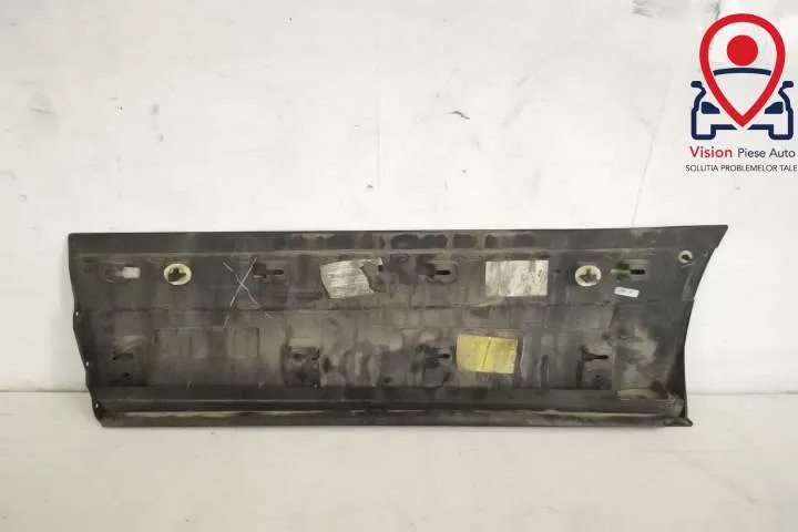 Bandou Ornament Usa Dreapta Spate Original In Stare Buna	 Land Rover - Foto 4