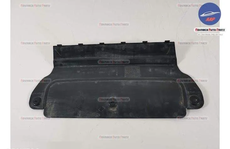 Ornament Spoiler Fusta Bara Spate original Vogue Land Rover  Range Rov - Foto 4