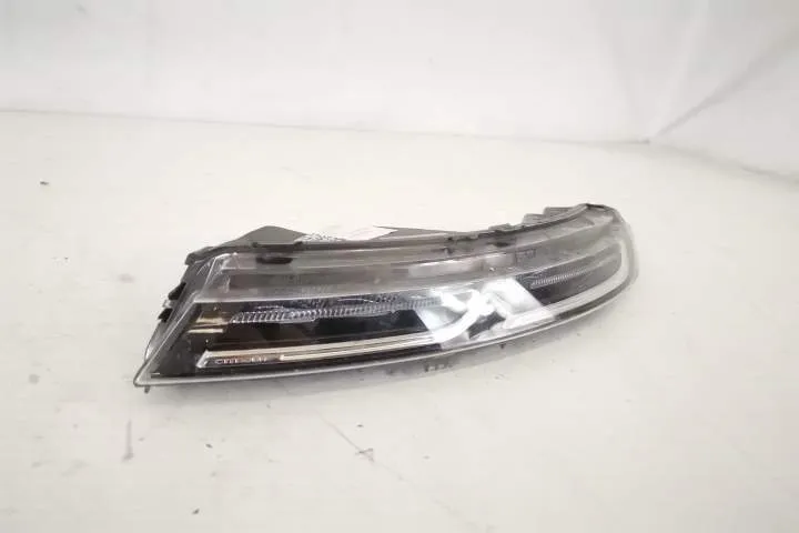 DRL Lumina De Zi Partea Stanga LED Original In Stare Buna Citroen  C4 - Foto 2