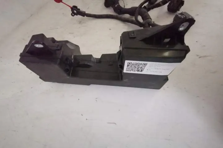 Cutie De Sigurante Originala In Stare Buna Cu Instalatie Electrica Jag - Foto 4
