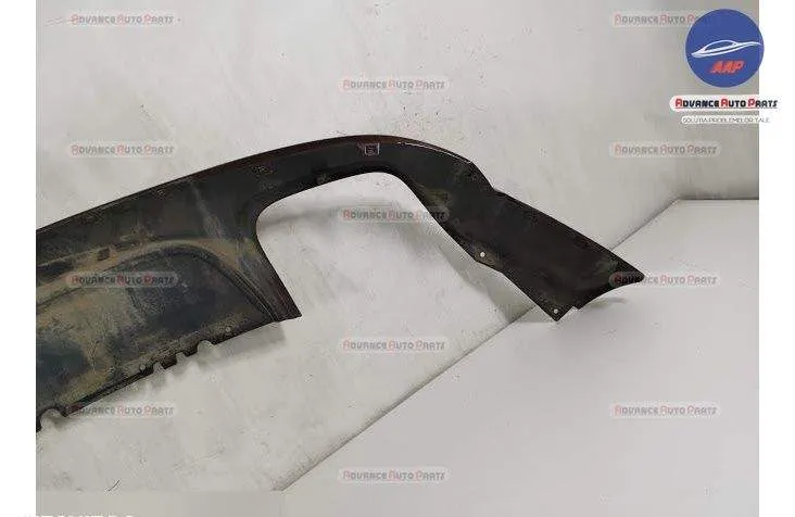 Spoiler Fusta Bara Spate original Maserati  Levante  1 [2016 - 2020] - Foto 7