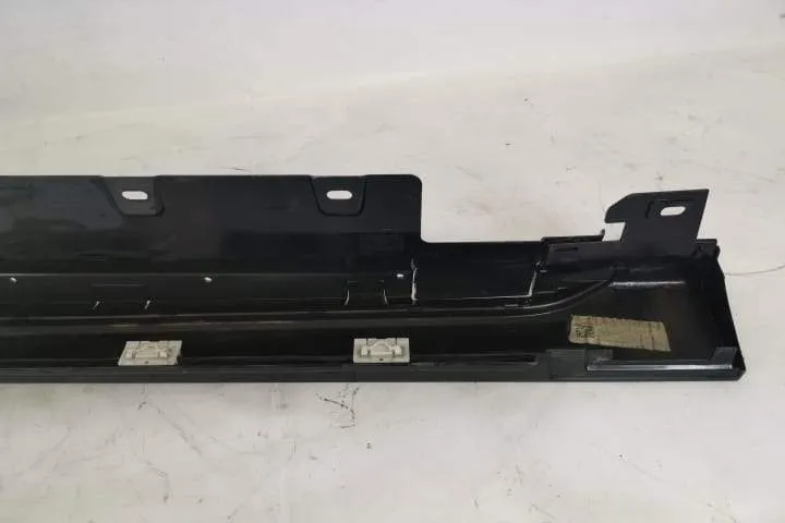 Prag Dreapta Original In Stare Buna M-PACK BMW  Seria 1  F40 [2019 - 2 - Foto 5