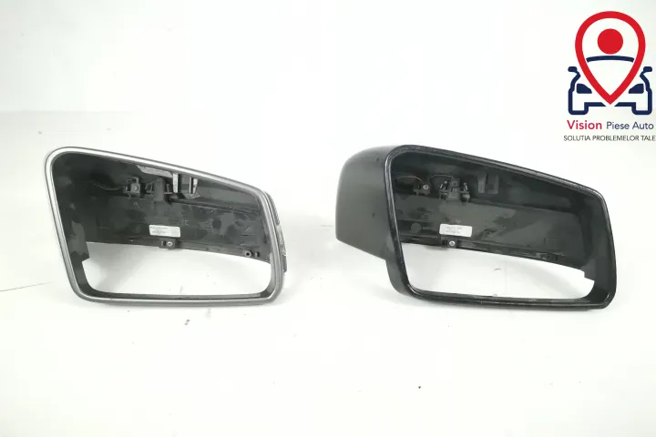 Capac Oglinda Dreapta Original In Stare Buna Cu Semnalizare Mercedes-B