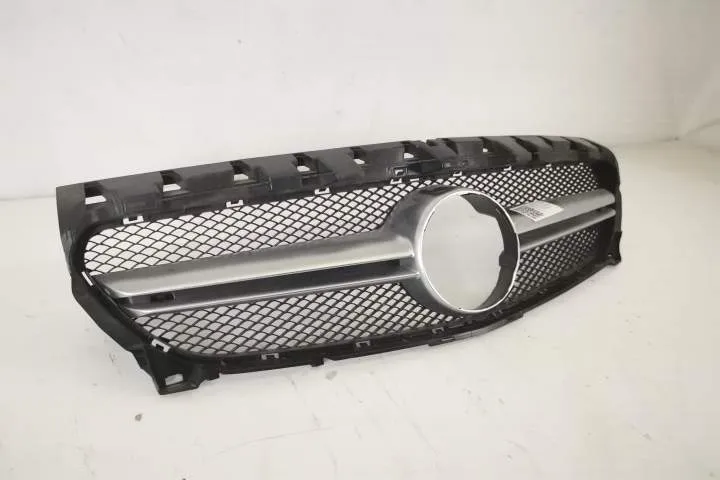 Grila Centrala Radiator Originala In Stare Buna Mercedes-Benz  CLA-Cla - Foto 2