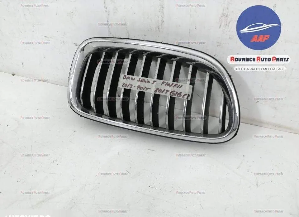 Grila centrala dreapta originala BMW  Seria 5  F10 [facelift] [2013 - - Foto 3