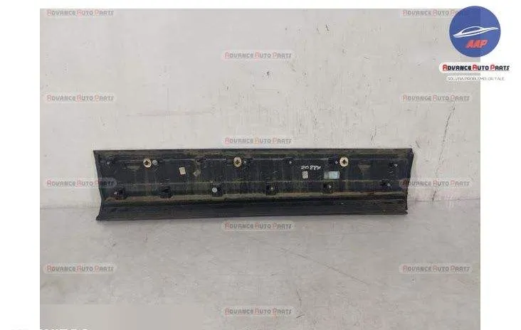 Bandou Usa Stanga Fata original Land Rover Range Rover Evoque L551 [20 - Foto 4