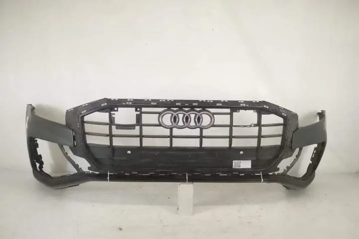 Bara Fata Originala Cu Grila Centrala Radiator In Stare Buna SQ 8 SQ8