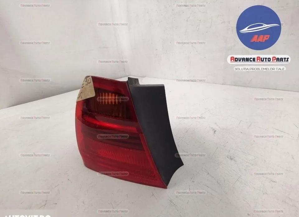 Stop stanga cu halogen LED - original in stare buna BMW  Seria 3  E90/ - Foto 2