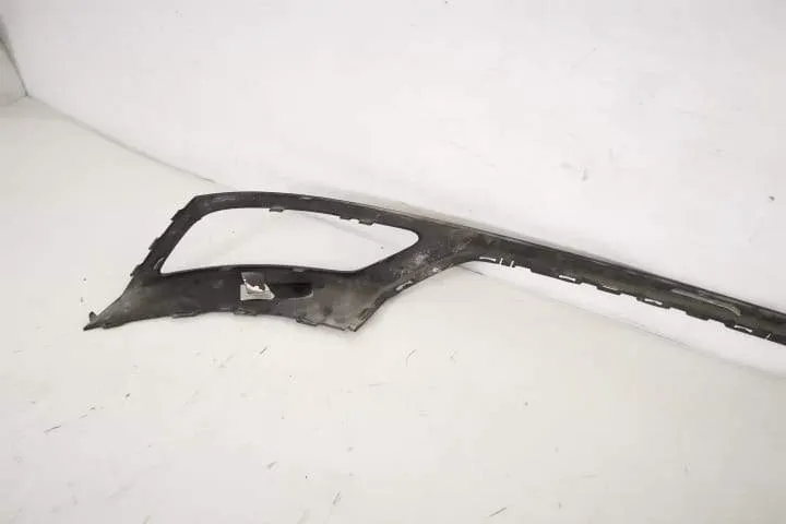 Fusta Spoiler Bara Spate Originala In Stare Buna S line SQ 8 Audi  Q8 - Foto 5