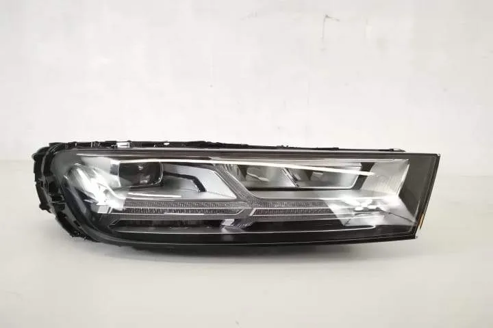 Far Dreapta Original Full Led In Stare Buna Audi  Q7  4M [2015 - 2020]