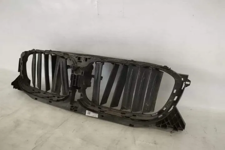 Deflector Aer Grila Centrala Original In Stare Buna BMW  X3  G01 [2017 - Foto 3
