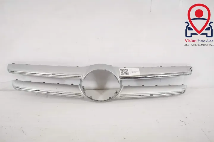 Ornament Grila Centrala Original In Stare Buna Mercedes-Benz  GLA-Clas