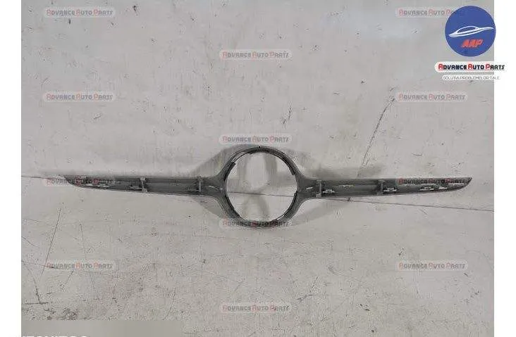 Ornament Grila Centrala originala Mercedes-Benz  C-Class  W205/S205/C2 - Foto 4
