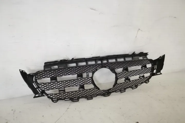 Grila Centrala Radiator Originala In Stare Buna Mercedes-Benz  E-Class - Foto 5