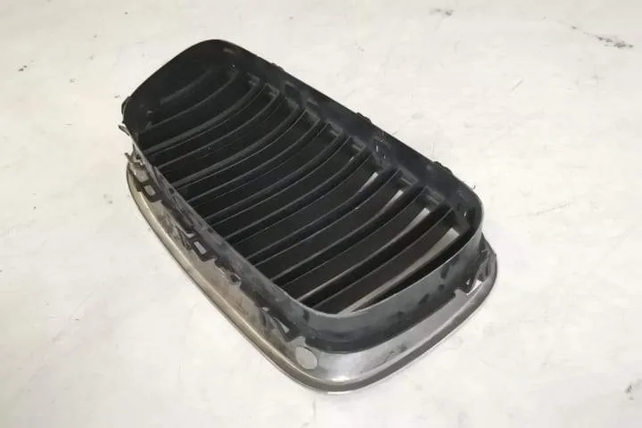 Grila Nara Stanga Originala BMW  Seria 5  F10 [2009 - 2013] - Foto 6