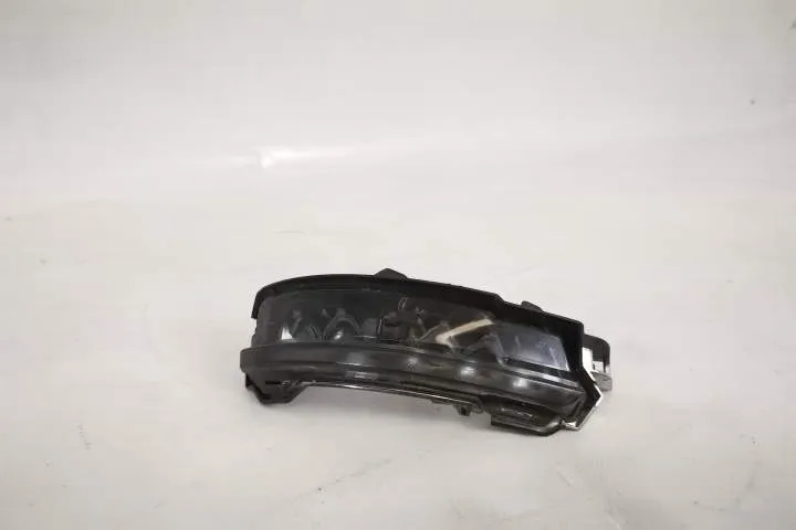 Semnalizare Oglinda Dreapta Originala In Stare Buna  Land Rover  Range