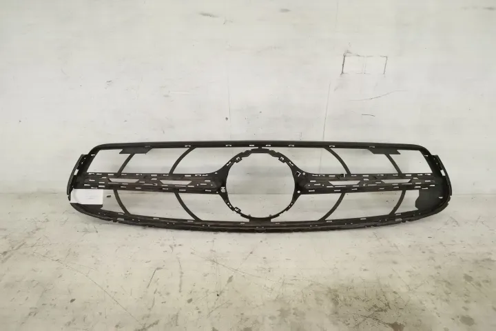 Grila Centrala Originala In Stare Buna Mercedes-Benz  GLC  1  [facelif