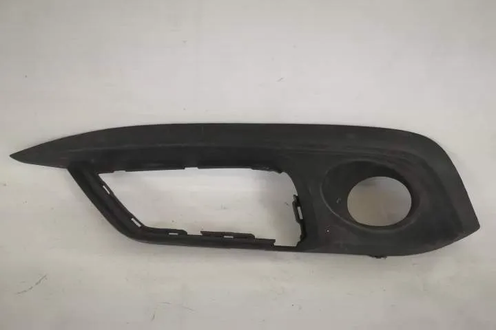 Grila Proiector Stanga Originala In Stare Buna Honda  Civic  10 [2015