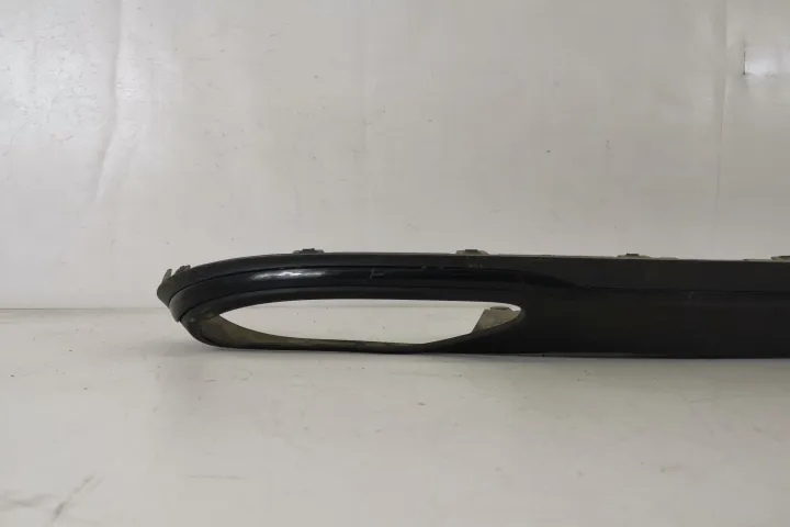 Fusta Spoiler Bara Spate Originala In Stare Buna Mercedes-Benz  E-Clas - Foto 2