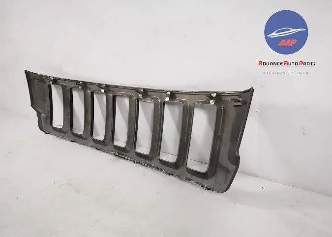Grila Centrala originala Jeep Cherokee KK [2007 - 2013] Jeep  Cherokee - Foto 5