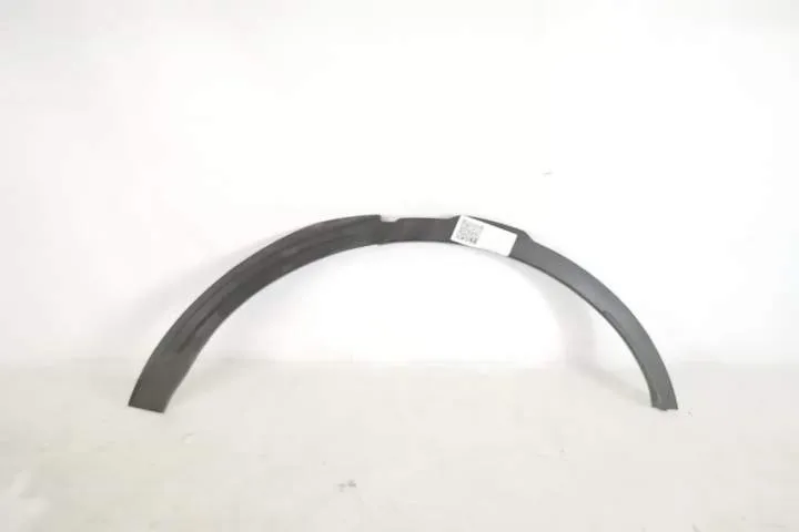 Bandou Aripa Overfender Stanga Spate Original In Stare Buna	 Land Rove