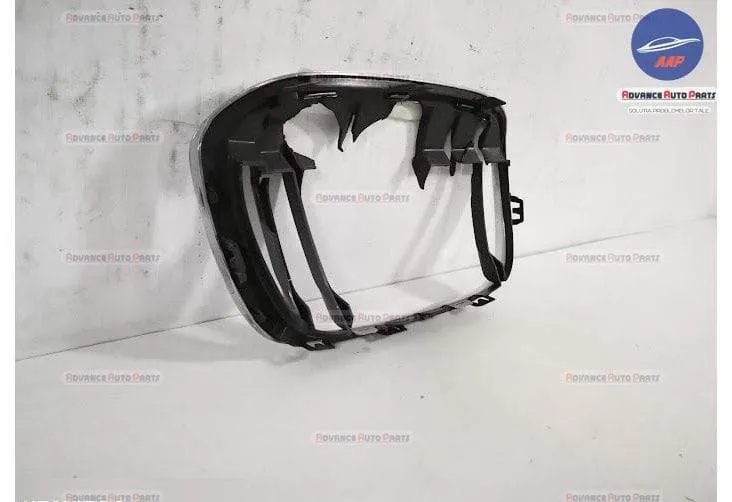 Grila Centrala Nara Stanga originala BMW  X1  F48 [2015 - 2020] - Foto 5