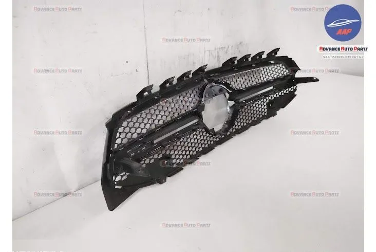 Grila Centrala Radiator originala cu senzori si camera Mercedes-Benz - Foto 5