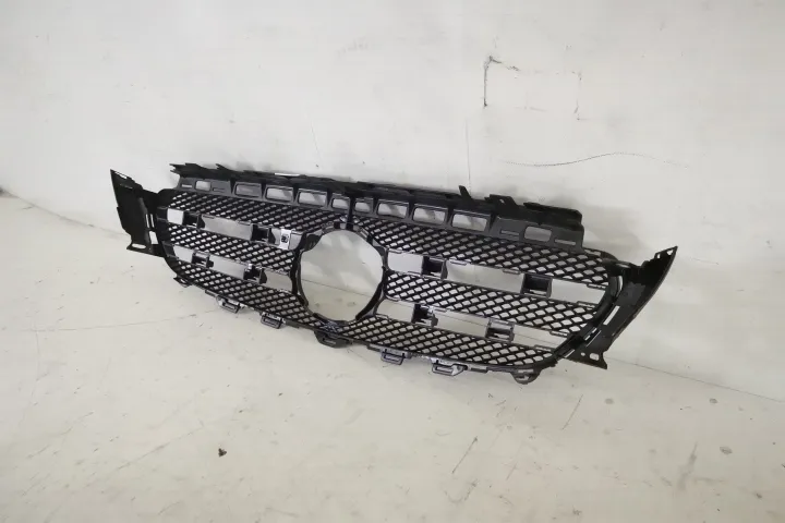 Grila Centrala Radiator Originala In Stare Buna Mercedes-Benz  E-Class - Foto 6