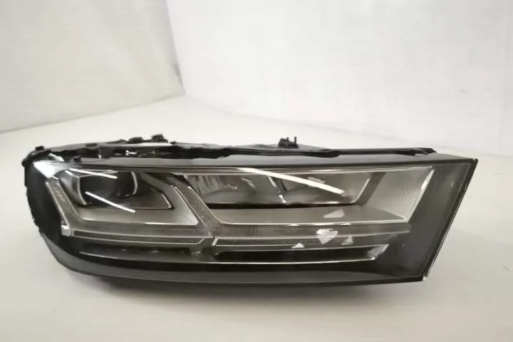 Far Dreapta Original Full Led In Stare Buna Audi  Q7  4M [2015 - 2020] - Foto 3