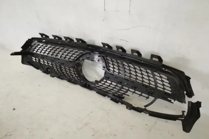 Grila Centrala Radiator Originala Avariata Mercedes-Benz  CLA-Class  C - Foto 6