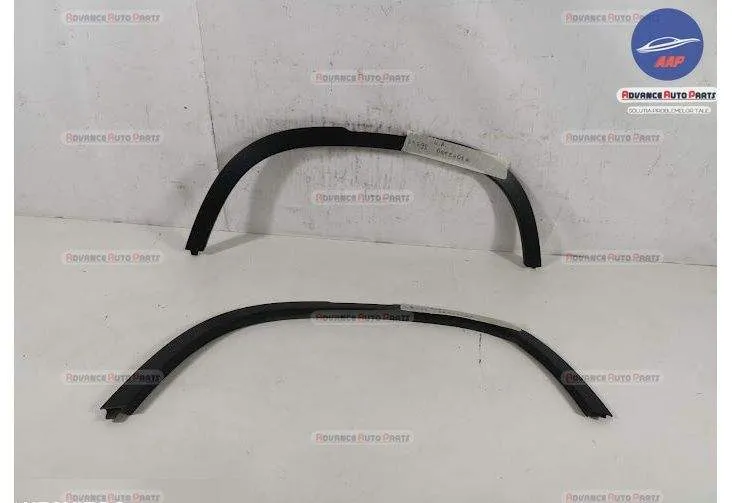 Bandou Overfender Dreapta Fata original Land Rover  Defender  2 [2019
