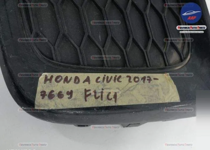 Grila Proiector Dreapta originala Honda  Civic  10 [2015 - 2020] - Foto 7