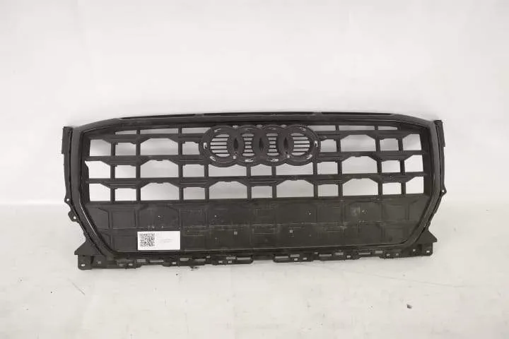 Grila Centrala Originala In Stare Buna Audi  Q2  1 [2016 - 2020] - Foto 1