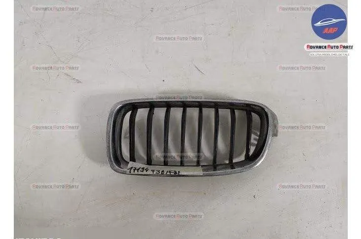 Grila Centrala Radiator Stanga BMW F30 F31 originala BMW  Seria 3  6
