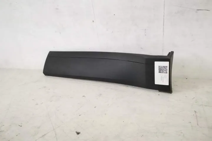 Bandou Usa Dreapta Spate original In Stare Buna Jaguar  E-Pace  1 [201 - Foto 3