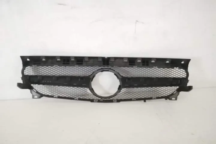 Grila Centrala Radiator Originala In Stare Buna Mercedes-Benz  CLA-Cla - Foto 4