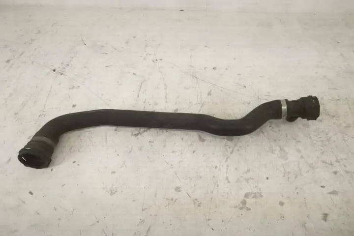 Furtun Apa  BMW  Seria 3  E90 [2004 - 2010] - Foto 4