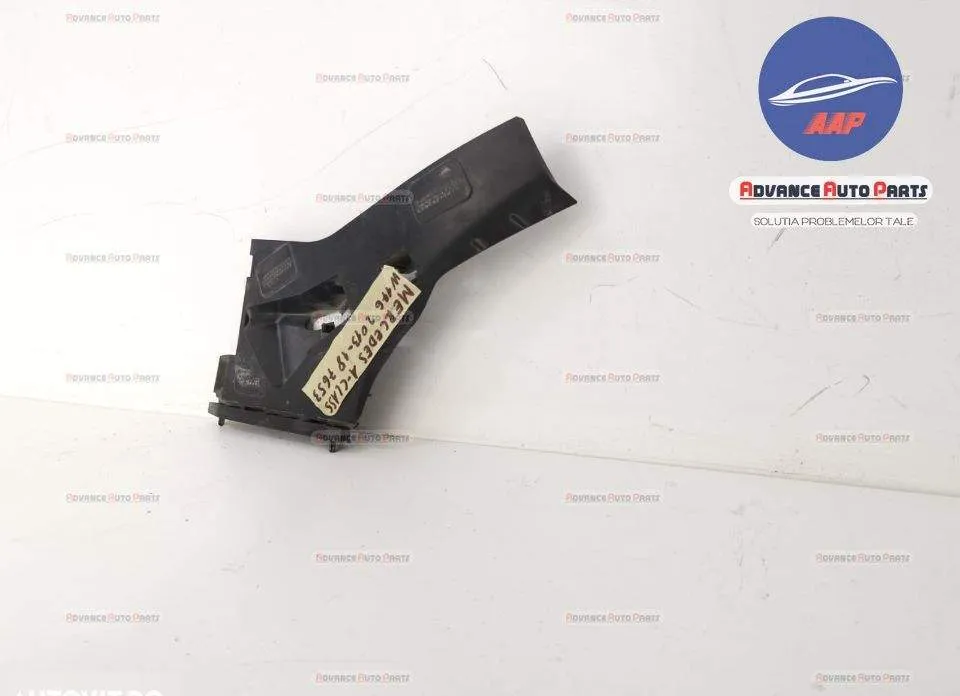 Scut aparator noroi original in stare buna Mercedes-Benz  A-Class  W17 - Foto 2