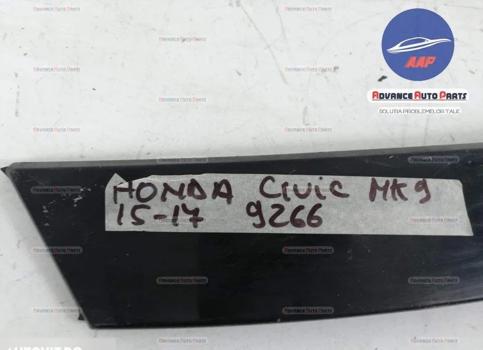 Ornament cu sigla haion original in stare buna Honda  Civic  10 [2015 - Foto 5
