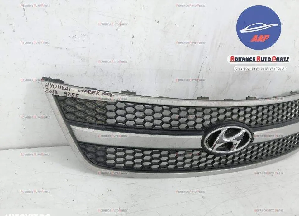 Grila centrala original in stare buna Hyundai  Starex  1 [2th facelift - Foto 2