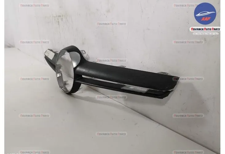 Ornament Grila Centrala Radiator originala Mercedes-Benz  GLA-klasse A - Foto 3
