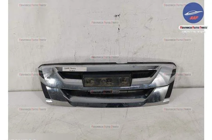 Grila Centrala Radiator originala Isuzu  D-Max  2 [facelift] [2016 - 2 - Foto 1