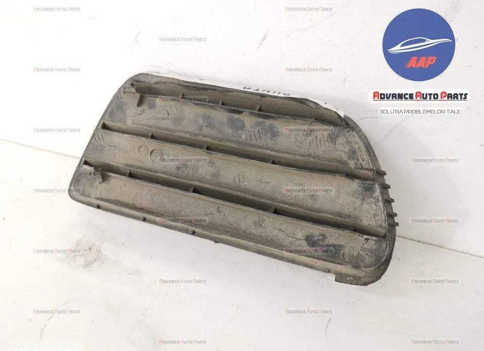 Grila proiector stanga originala in stare buna Fiat  Punto  2 [facelif - Foto 5