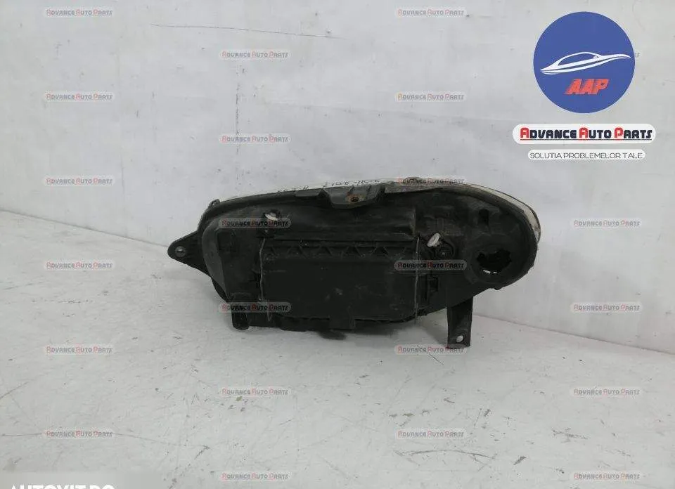 Far Dreapta cu halogen original Fiat  Palio  2 [2009 - 2020] - Foto 4