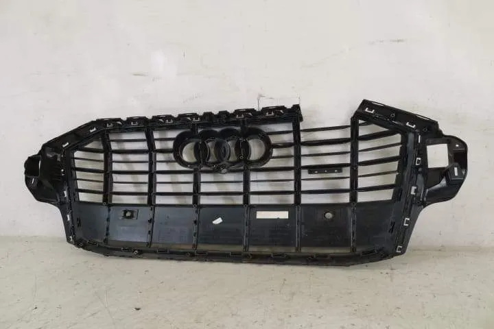 Grila Cetrala Radiator Originala Avariata Cu Senzori Audi  Q7  4M [fac - Foto 6