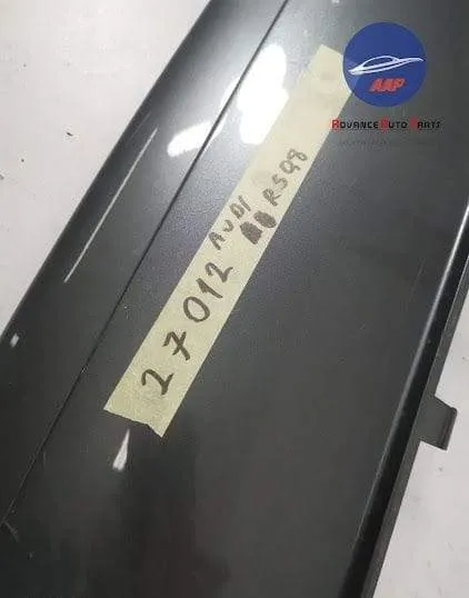 Spoiler Fusta Bara Fata RS originala Audi  Q8  1 [2018 - 2022] - Foto 8