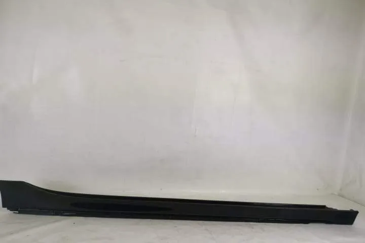 Prag Dreapta Original In Stare Buna M-PACK BMW  Seria 1  F40 [2019 - 2
