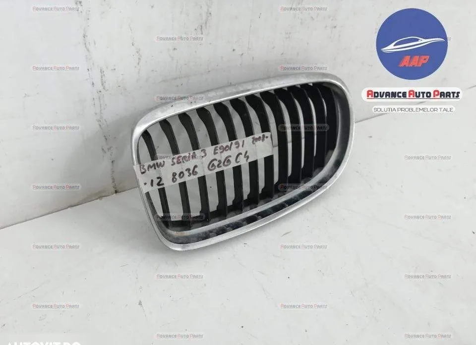 Grila centrala stanga originala BMW  Seria 3  E90/E91/E92/E93 [facelif - Foto 2