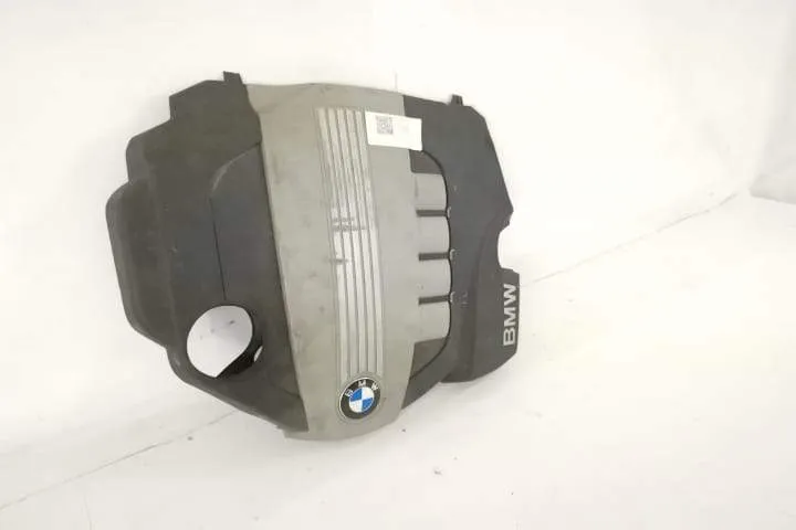 Capac Motor Original In Stare Buna 2.0 Diesel BMW  Seria 3  E90 [2004 - Foto 2