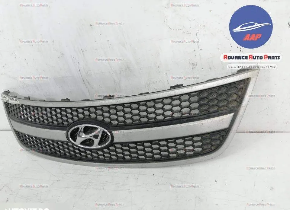 Grila centrala original in stare buna Hyundai  Starex  1 [2th facelift